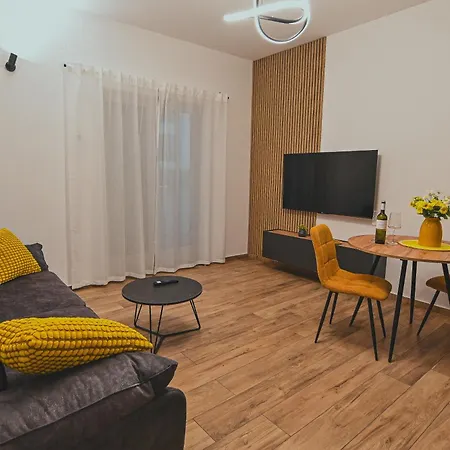 Marina Apartament *
