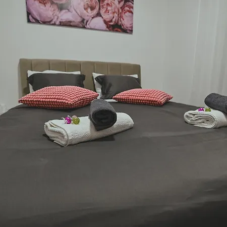 Apartament Marina *
