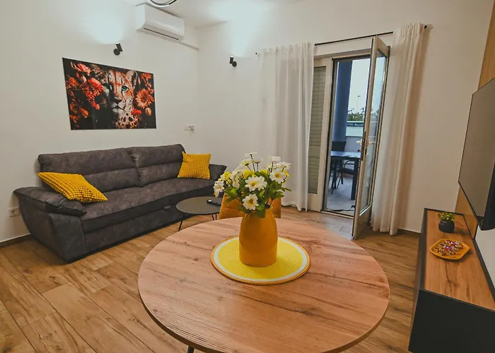 Apartment Marina Pula