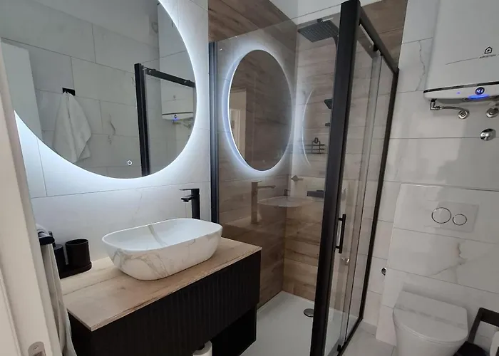 Апартаменти Marina